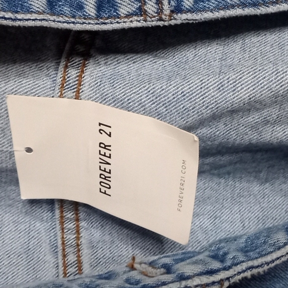 Forever 21 Jacket Denim Sherpa Trim Cropped with Raw Hem New - Picture 12 of 16